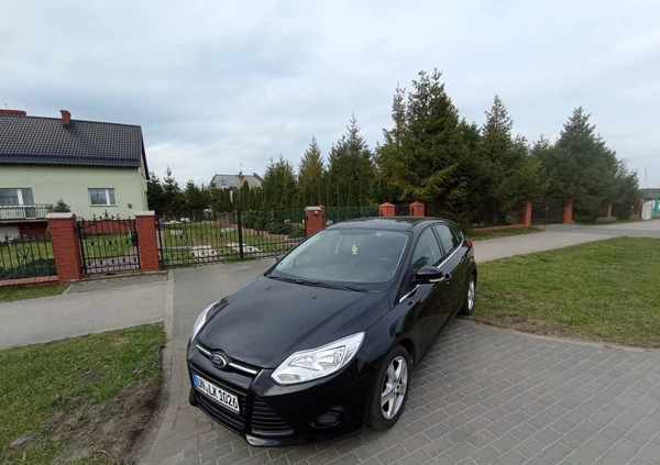 Ford Focus cena 23900 przebieg: 142896, rok produkcji 2013 z Chęciny małe 466